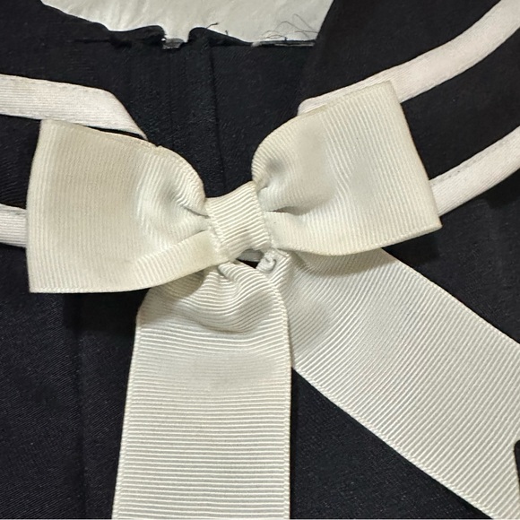 Nautical Navy Blue Dress with White Bow 👧 - Picture 3 of 9